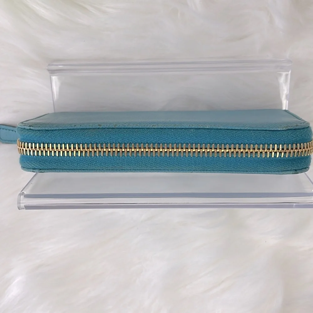 Prada Saffiano Zippy‎ Key/Card Holder
